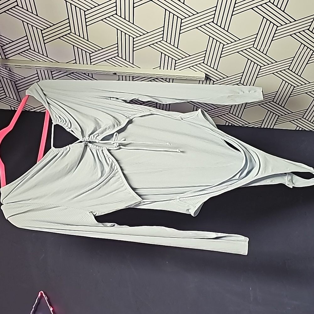 59 Backless bodysuit NWT - Picture 2 of 2